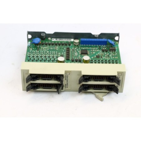 Schneider Automation TSXDMZ64DTK TSX MICRO 32I 24VDC + 32Q 0.1A CONN (B890)