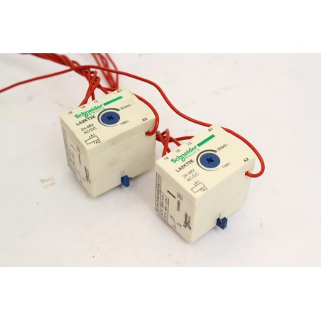 2Pcs SCHNEIDER ELECTRIC LA2KT2E Time relay (B729)