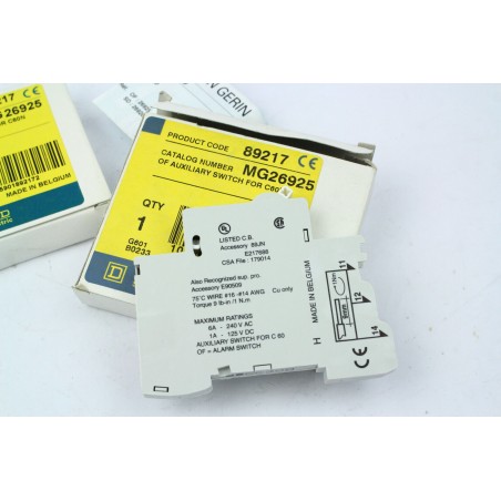 2Pcs SCHNEIDER ELECTRIC 89217 MG26925 Contact auxiliaire (B679)