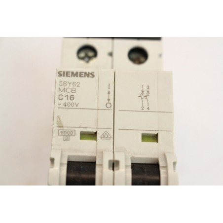 SIEMENS 5SY62 MCB C16 Disjoncteur 16A 2P (B695)