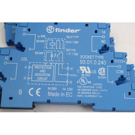 FINDER 93.01.0.240 Porte relais type 93.01.0.240 6A 2Pcs no box (B728)
