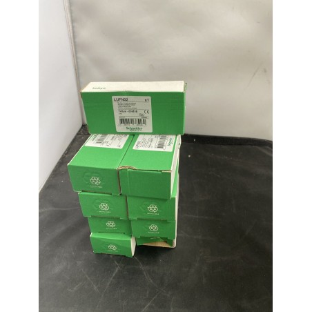 Box Of 9 Schneider LUFN02 (B131)