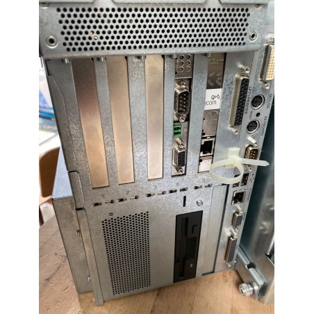 Siemens SIMATIC Panel PC 870 V2 Central 6AV7744-3CA00-2AE0 (B70)