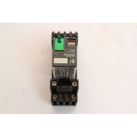 SCHNEIDER ELECTRIC RXZE2M114M + RXM4B2BD Porte relais + relais 24V RXM (B845)