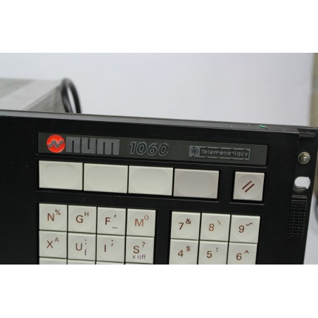 Telemecanique NUM 1060 (with crt screen) (b221)