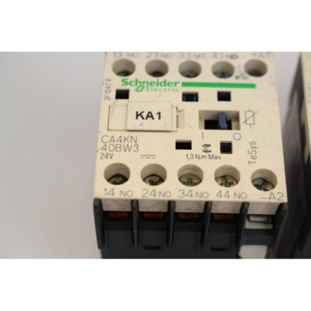 2Pcs Schneider electric  CA4KN22BW3 Contacteur auxiliaire (B1102)