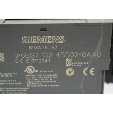 10Pcs Siemens 6ES71324BD020AA0 6ES7 132-4BD02-0AA0 4 DO ST module (B1117)