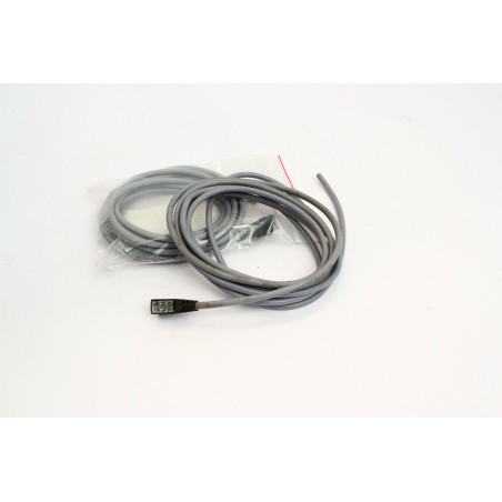 2Pcs FESTO KMYZ-2-24-5-LED 2m cable de connexion (B700)