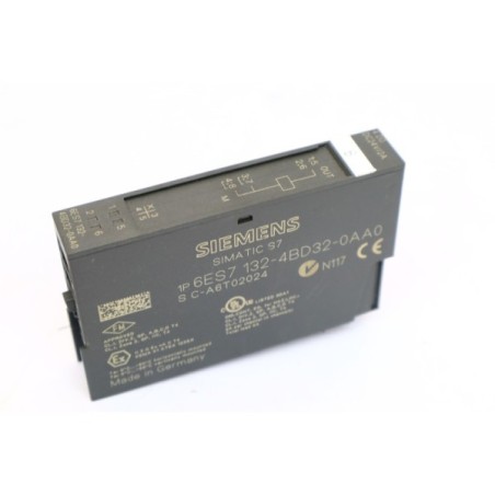 Siemens 6ES71324GB320AA0 6ES7 132-4GB32-0AA0 4 DO I/O module (B1225)