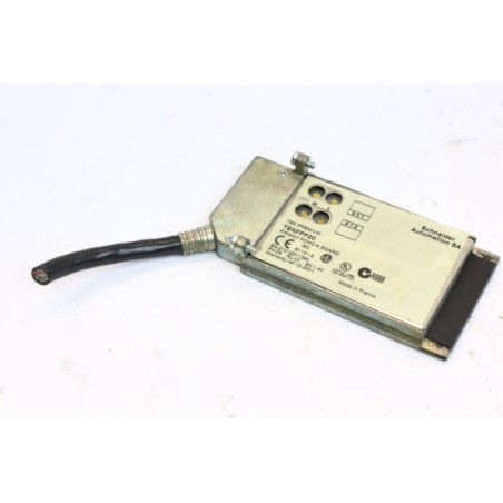 Schneider electric TSXFPP20 FIPWAY PCMCIA BOARD Cable cut (B949)