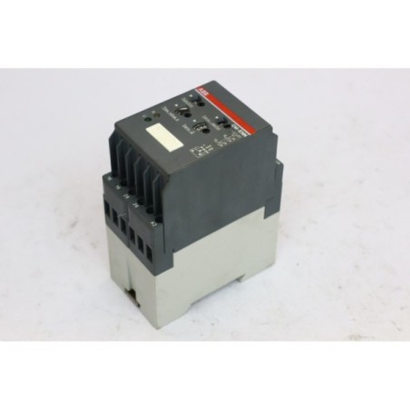 ABB 1SVR450055R0000 CM-ENN relais de contrôle liquid level regulating (B929)