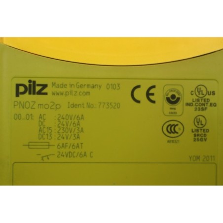 Pilz 773520 PNOZ mo2p relais READ DESC (B590.6)