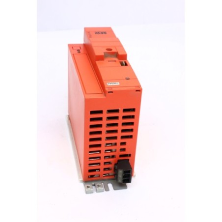 SEW MC07B0015-5A3-4-00 MOVITRAC B variateur (P133.5)
