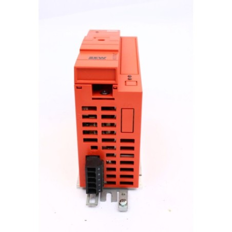 SEW MC07B0015-5A3-4-00 MOVITRAC B variateur (P133.5)